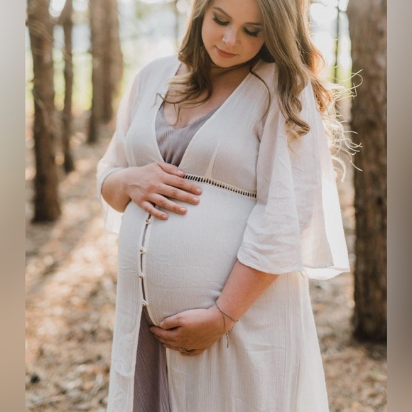 Sleeveless Silver Accordion Fabric Dress - Picture 4 of 7